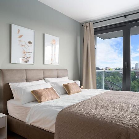 Shs Homes-Luxe Highrise, 2 Bedrooms, Kitchen, Free Parking, Stunning View, Large Tarrasse, Workspace Hasselt Bagian luar foto