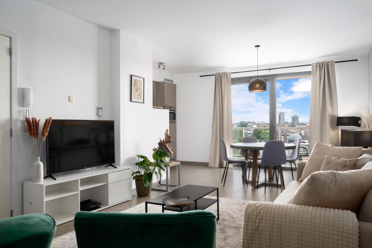 Shs Homes-Luxe Highrise, 2 Bedrooms, Kitchen, Free Parking, Stunning View, Large Tarrasse, Workspace Hasselt Bagian luar foto