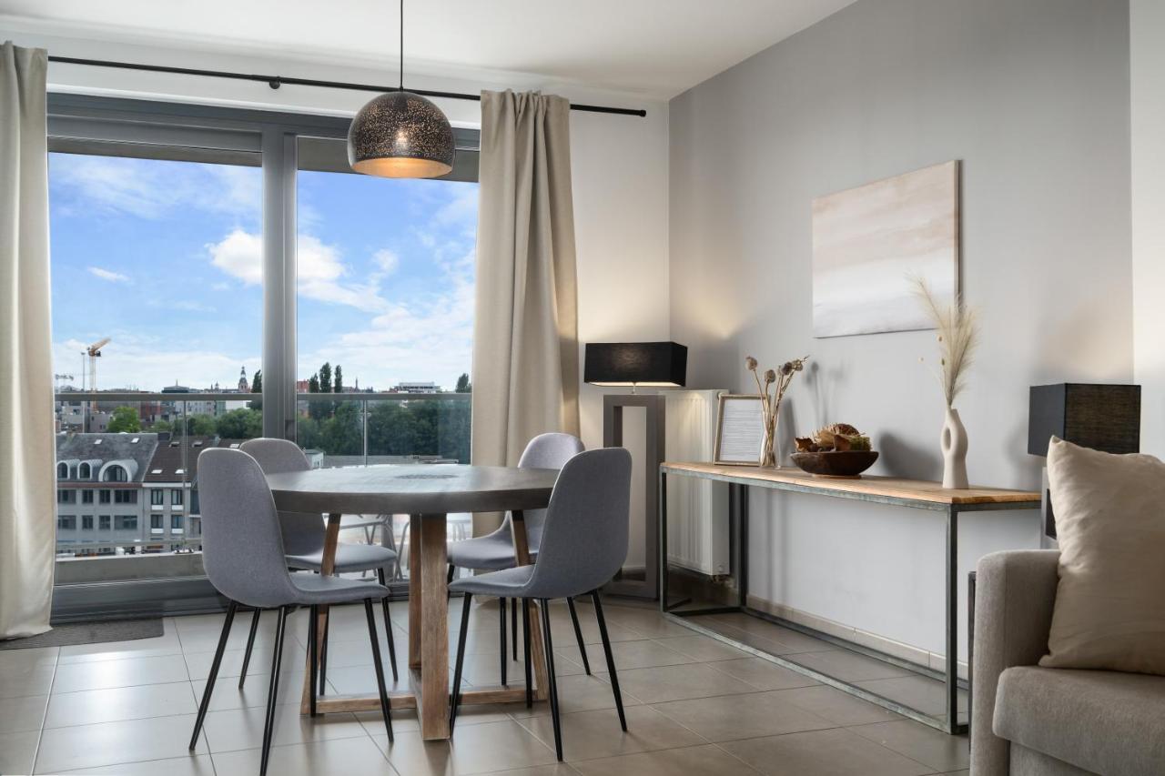 Shs Homes-Luxe Highrise, 2 Bedrooms, Kitchen, Free Parking, Stunning View, Large Tarrasse, Workspace Hasselt Bagian luar foto