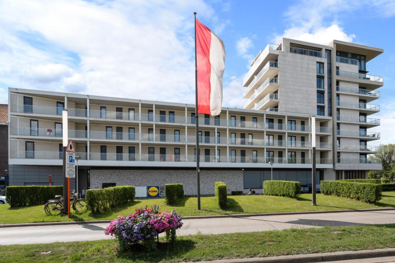 Shs Homes-Luxe Highrise, 2 Bedrooms, Kitchen, Free Parking, Stunning View, Large Tarrasse, Workspace Hasselt Bagian luar foto