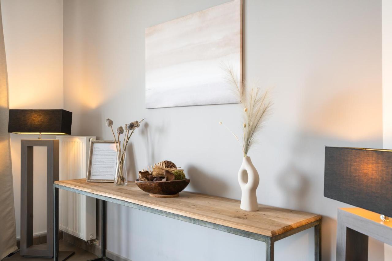 Shs Homes-Luxe Highrise, 2 Bedrooms, Kitchen, Free Parking, Stunning View, Large Tarrasse, Workspace Hasselt Bagian luar foto