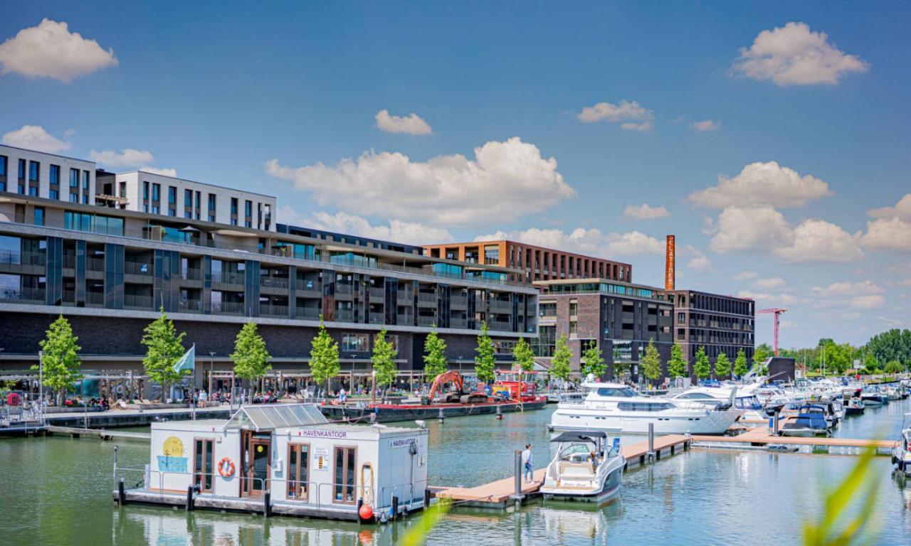 Shs Homes-Luxe Highrise, 2 Bedrooms, Kitchen, Free Parking, Stunning View, Large Tarrasse, Workspace Hasselt Bagian luar foto